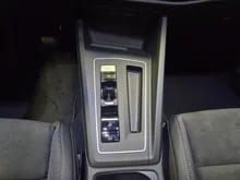VW Golf Variant Business mHeV DSG in Delfingrau Metallic