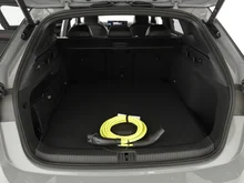 VW ID.7 Tourer GTX 4MOTION 250kW Business in Mondsteingrau Dach Schwarz