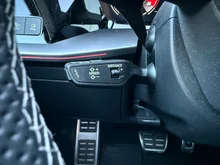 Audi A3 Sportback 35 TDI S line exterieur in 0E Mythosschwarz Metallic