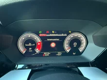 Audi A3 Sportback 35 TDI S line exterieur in 0E Mythosschwarz Metallic