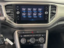 VW T-Roc Design TSI in Pure White