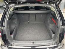 Škoda Enyaq 60 in Black-Magic Perleff.