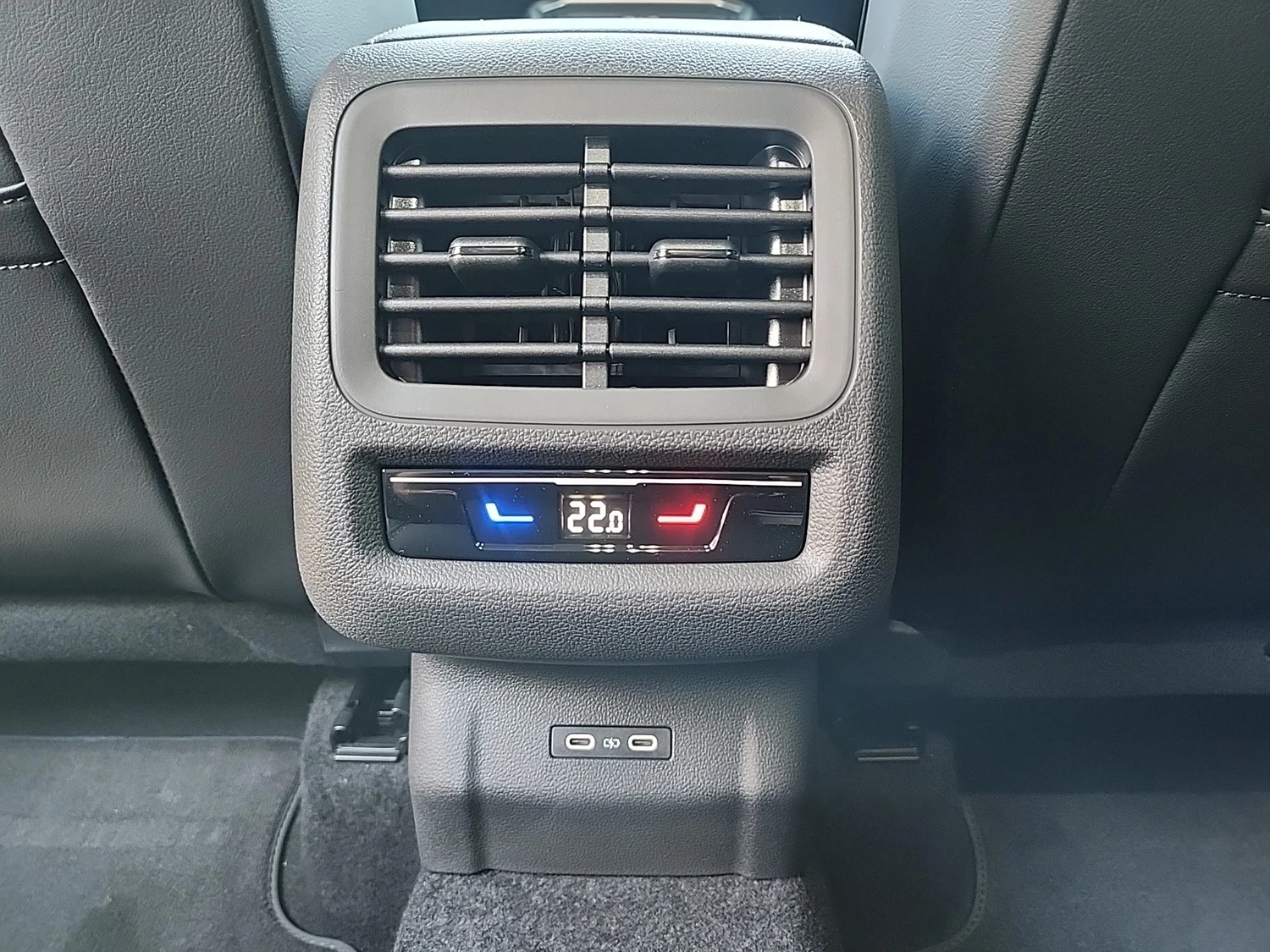 Bild eines T-Roc Style eTSI DSG