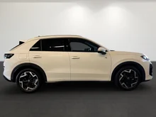 VW T-Roc R-Line eTSI DSG in Pure White