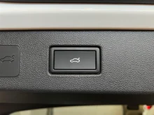 VW T-Roc R-Line eTSI DSG in Pure White