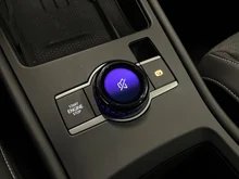 VW T-Roc R-Line eTSI DSG in Pure White