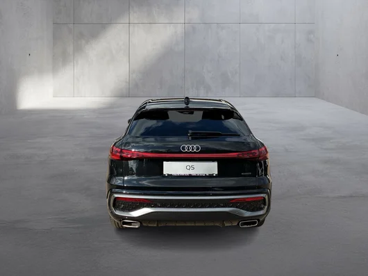 Bild eines Audi Q5 Sportback e-hybrid quattro 270 KW
