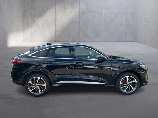 Bild eines Audi Q5 Sportback e-hybrid quattro 270 KW