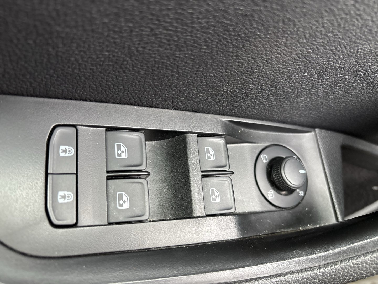 Škoda SUPERB Combi Style TDI | Bild 6 von 20