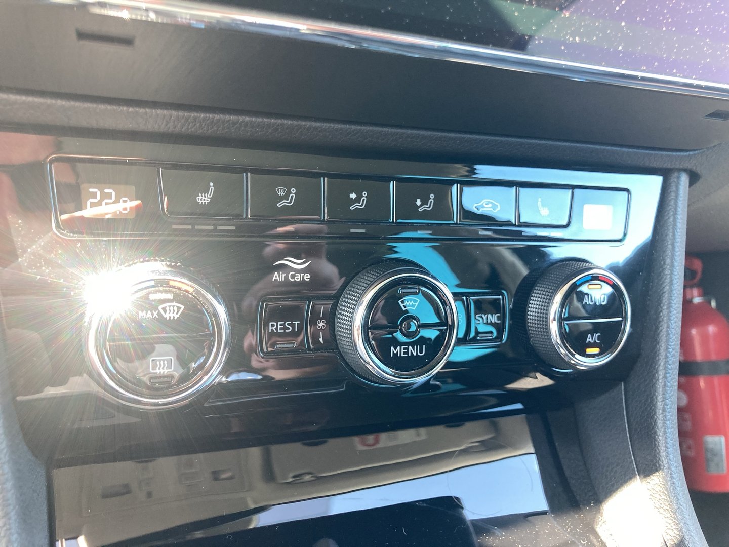 Škoda SUPERB Combi Style TDI DSG | Bild 18 von 30