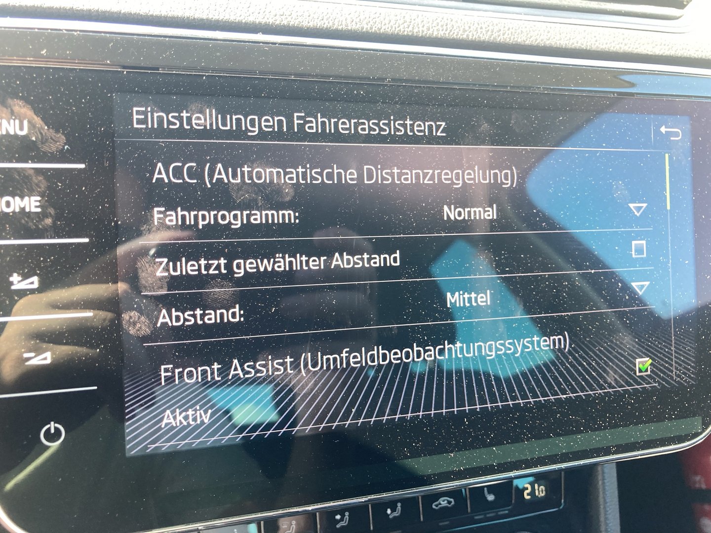 Škoda SUPERB Combi Style TDI DSG | Bild 21 von 30