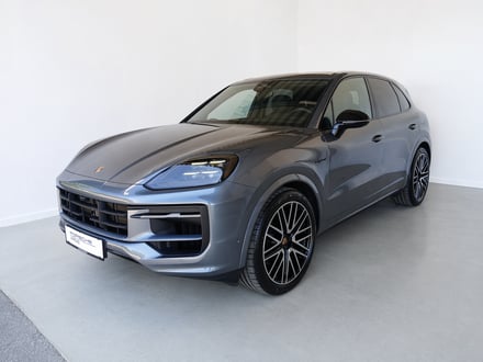 Porsche Cayenne E-Hybrid Black Edition