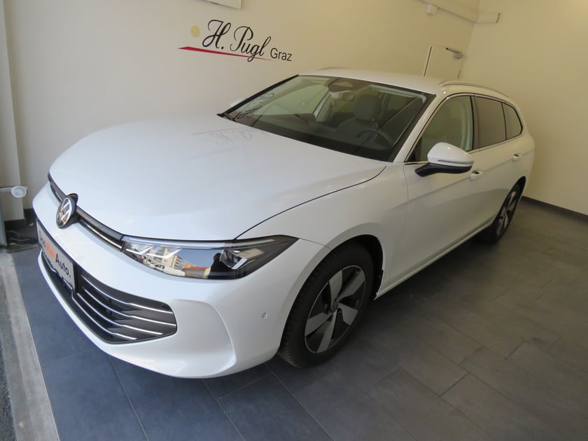 VW Passat Variant Business eTSI DSG