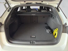 VW ID.7 Tourer GTX 4MOTION 250kW Business in Gletscherweiß Metallic Dach Schwarz