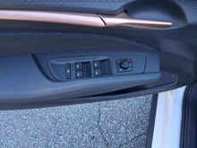 CUPRA Raval PLUS 37 kWh 99 kW/135 PS in Nevada-Weiß Metallic