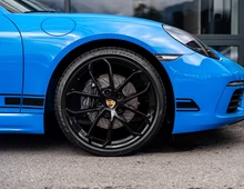 Thumbnail-Foto von Fahrzeug