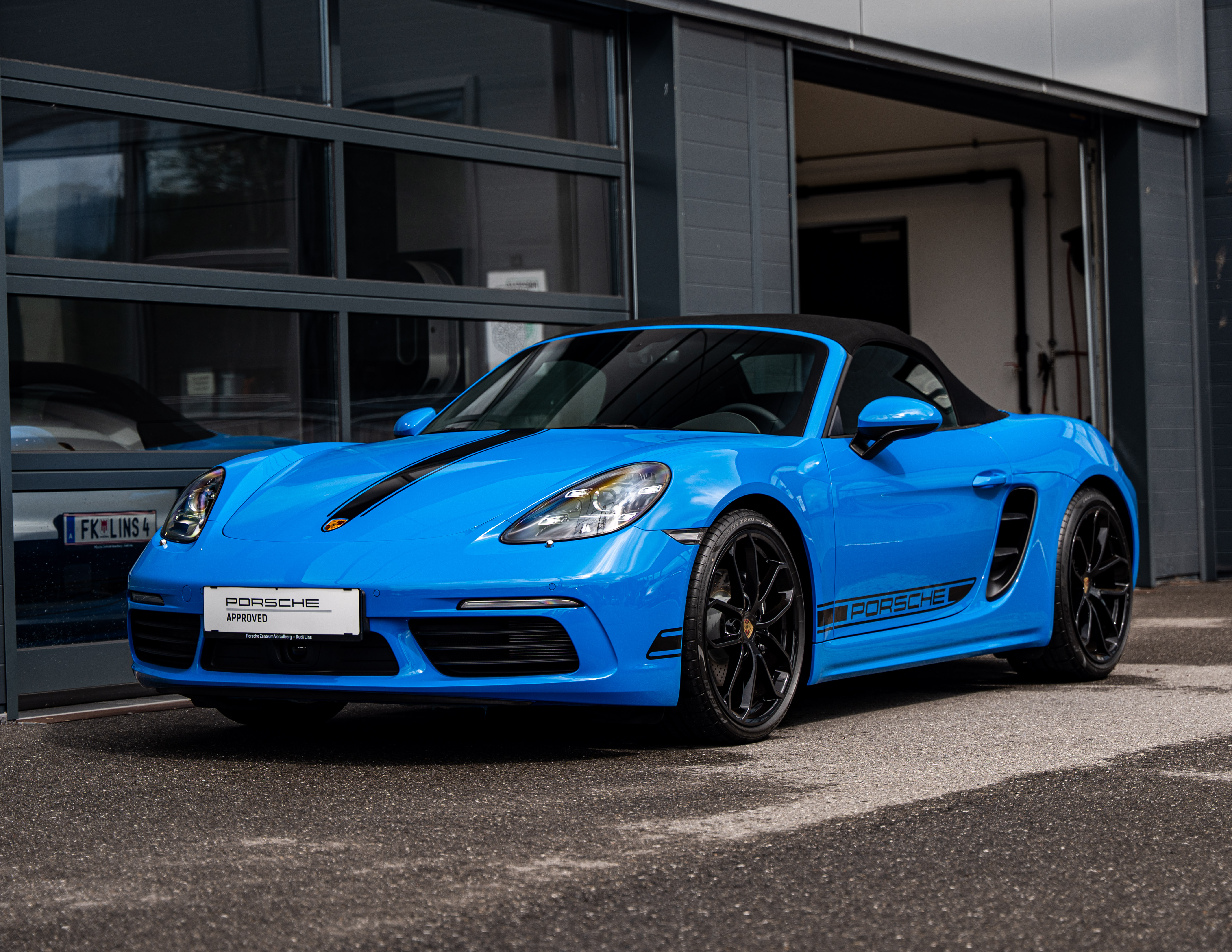 Porsche 718