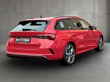 Škoda Octavia Combi 4x4 RS TDI DSG in Velvet-Rot Metallic