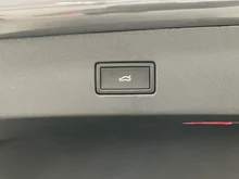 VW Tayron Sport eHybrid DSG 150kW in Delfingrau Metallic