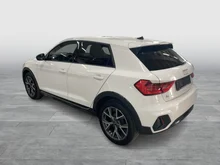 Audi A1 allstreet 25 TFSI intense in Cortinaweiss