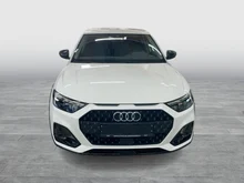 Audi A1 allstreet 25 TFSI intense in Cortinaweiss