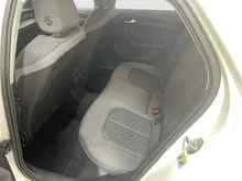 Audi A1 allstreet 25 TFSI intense in Cortinaweiss
