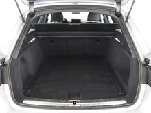 Audi A4 Avant 35 TFSI advanced in FLORETTSILBER METALLIC