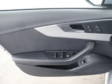 Audi A4 Avant 35 TFSI advanced in FLORETTSILBER METALLIC