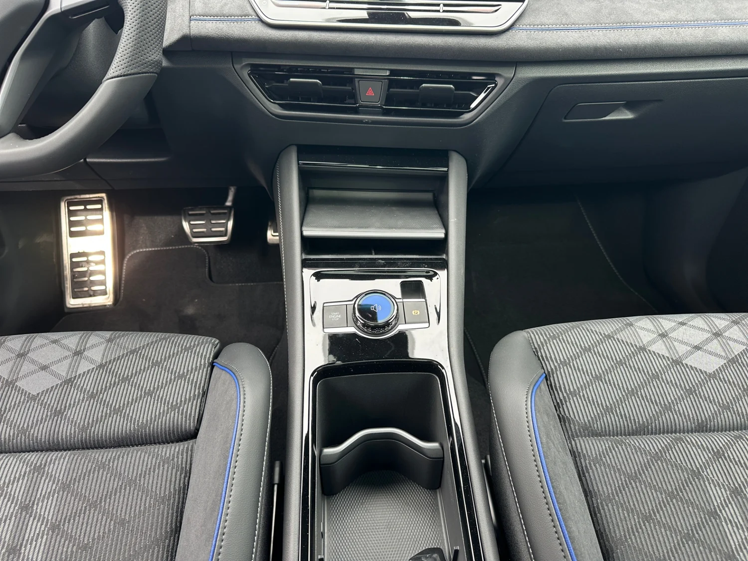 Bild eines VW Tiguan Sport TDI 4MOTION DSG