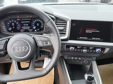 Thumbnail-Foto von Fahrzeug