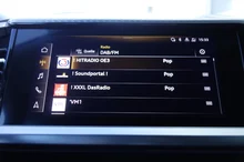 Audi Q4 e-tron 50 e-tron quattro in Mythosschwarz metallic