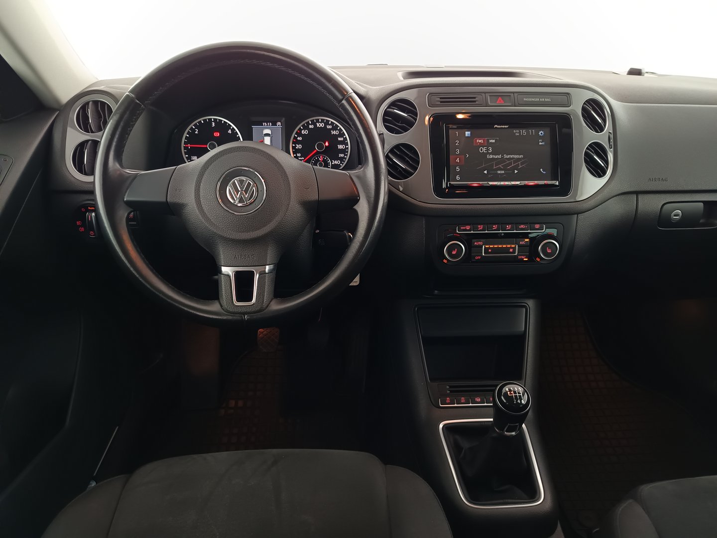 VW Tiguan Karat TDI BMT | Bild 14 von 30