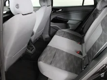 VW ID.4 Pro Performance 150 kW in Grenadillschwarz Metallic