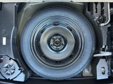 VW Tiguan Sport eTSI DSG in Grenadillschwarz Metallic