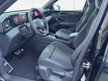 VW Tiguan Sport eTSI DSG in Grenadillschwarz Metallic