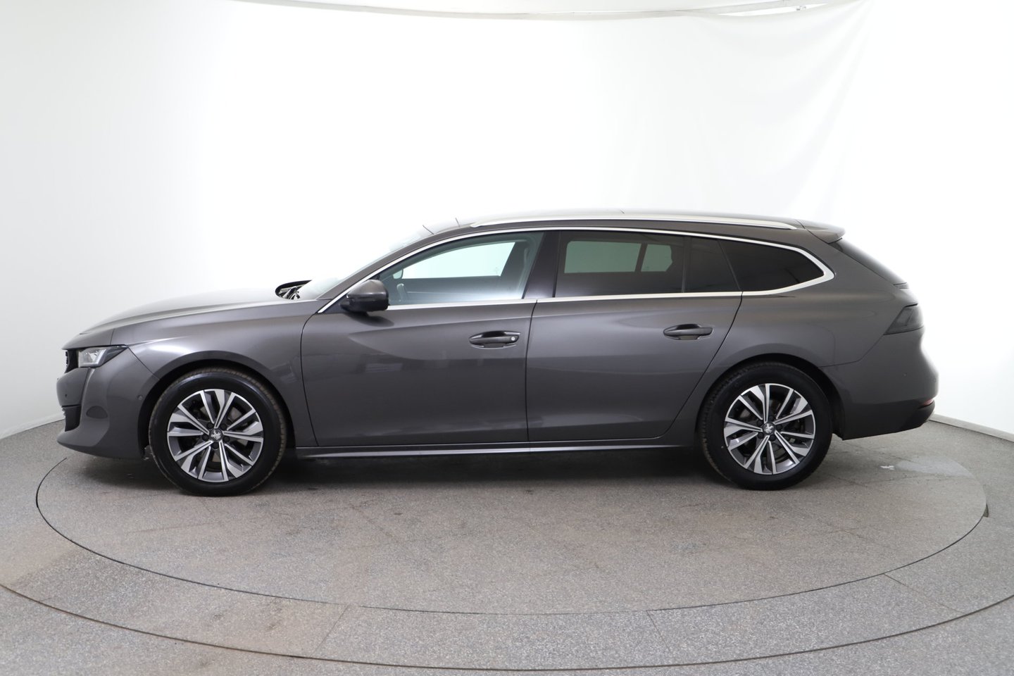 Peugeot 508 SW 1,5 BlueHDi 130 EAT8 S&S Allure Aut. | Bild 2 von 31