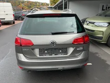 VW Golf Variant Trendline TDI in limestone grey metallic