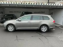 VW Golf Variant Trendline TDI in limestone grey metallic