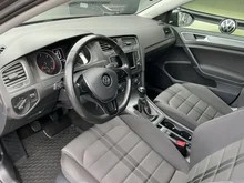 VW Golf Variant Trendline TDI in limestone grey metallic