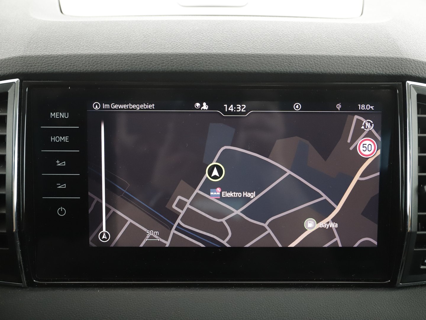 Škoda KAROQ Style SC TDI DSG | Bild 18 von 25