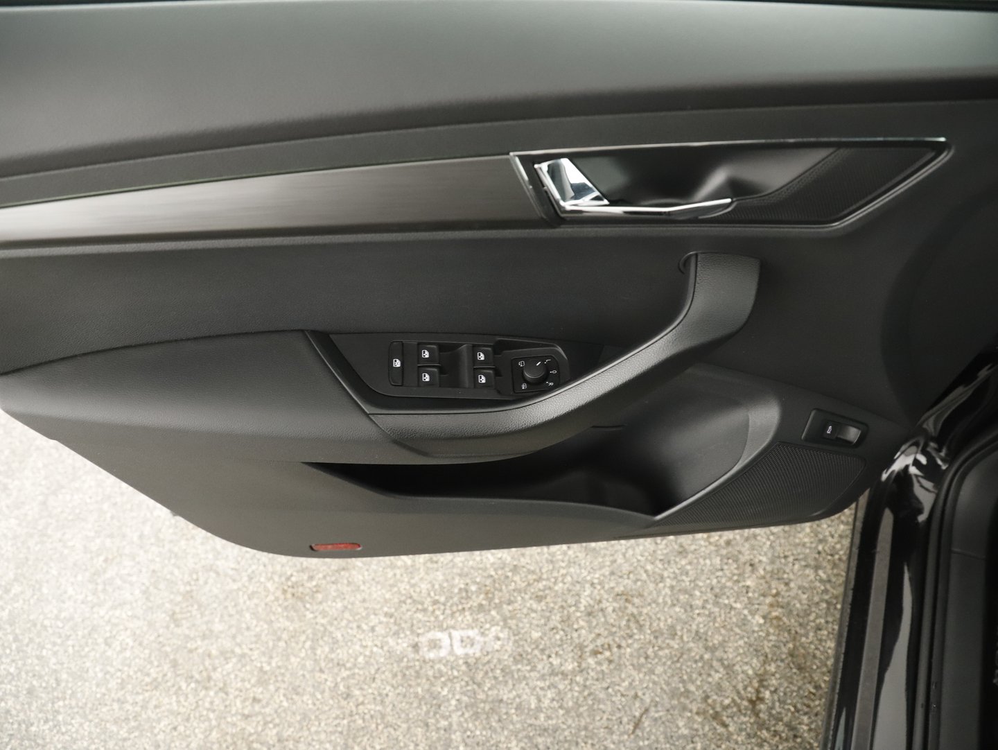 Škoda KAROQ Style SC TDI DSG | Bild 7 von 25