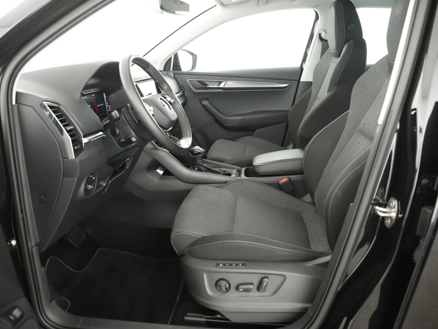 Škoda KAROQ Style SC TDI DSG | Bild 3 von 25