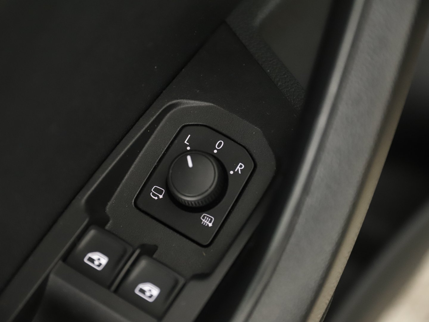 Škoda KAROQ Style SC TDI DSG | Bild 8 von 25