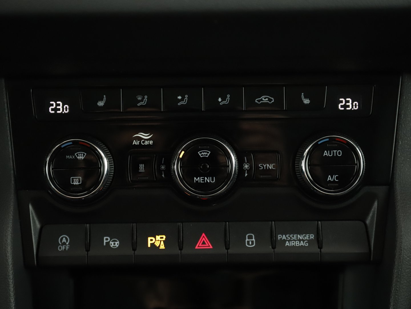 Škoda KAROQ Style SC TDI DSG | Bild 17 von 25