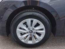 Škoda Octavia Combi Selection TDI DSG in Black-Magic Perleffekt