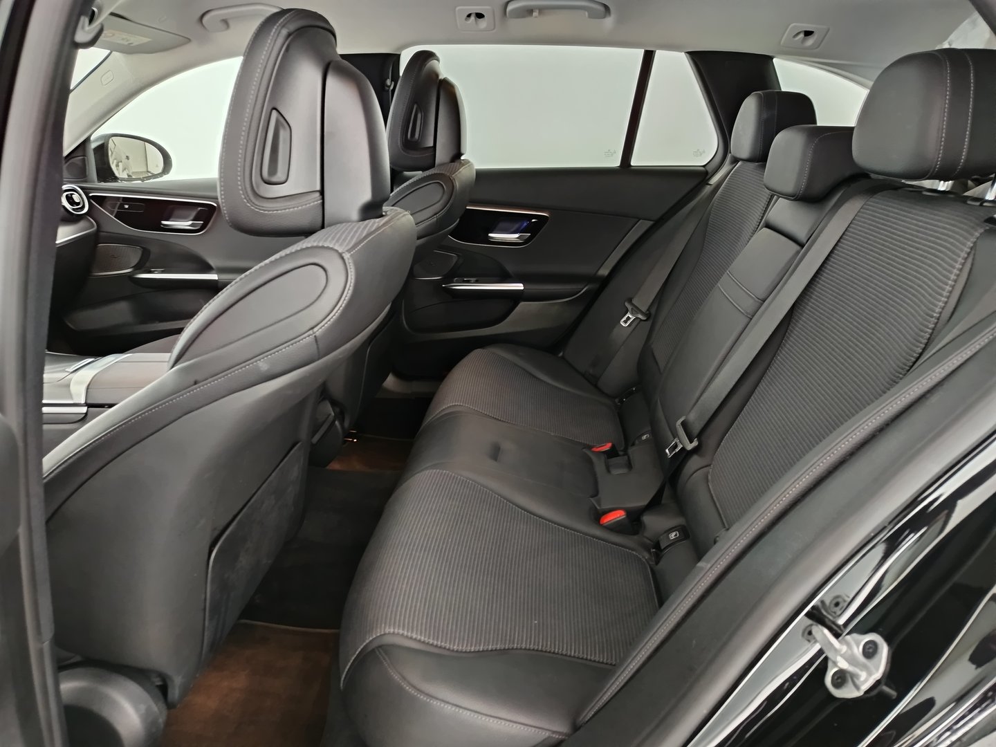 Mercedes C 220d T Aut. | Bild 32 von 39