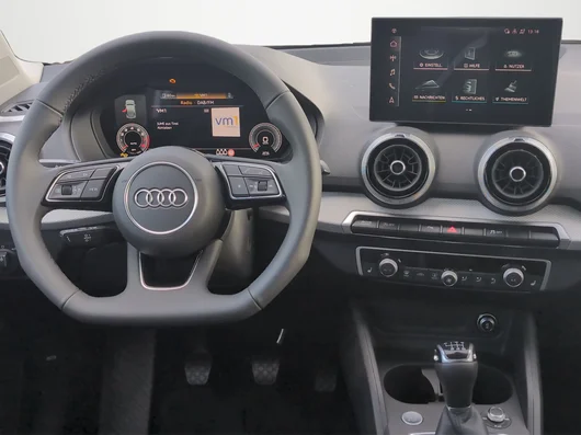 Bild eines Q2 30 TFSI admired