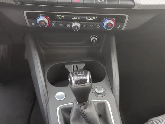 Bild eines Q2 30 TFSI admired