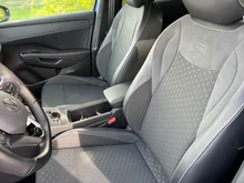 VW T-Roc R-Line eTSI DSG in Celestial Blue