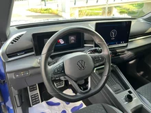 VW T-Roc R-Line eTSI DSG in Celestial Blue